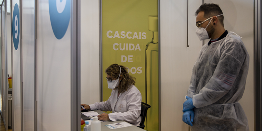 Coordenador da "Task Force" elogia processo de vacinação em Cascais