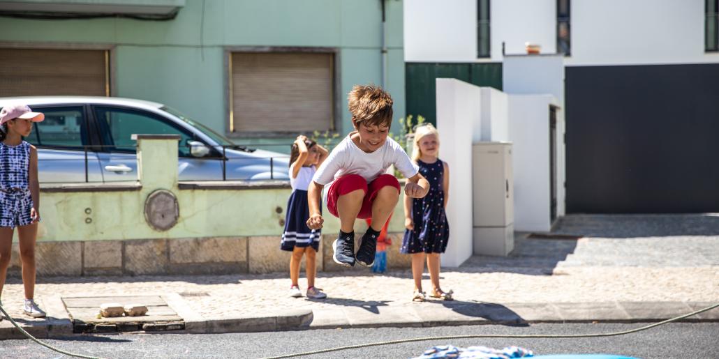 A Rua é Nossa - Saltos